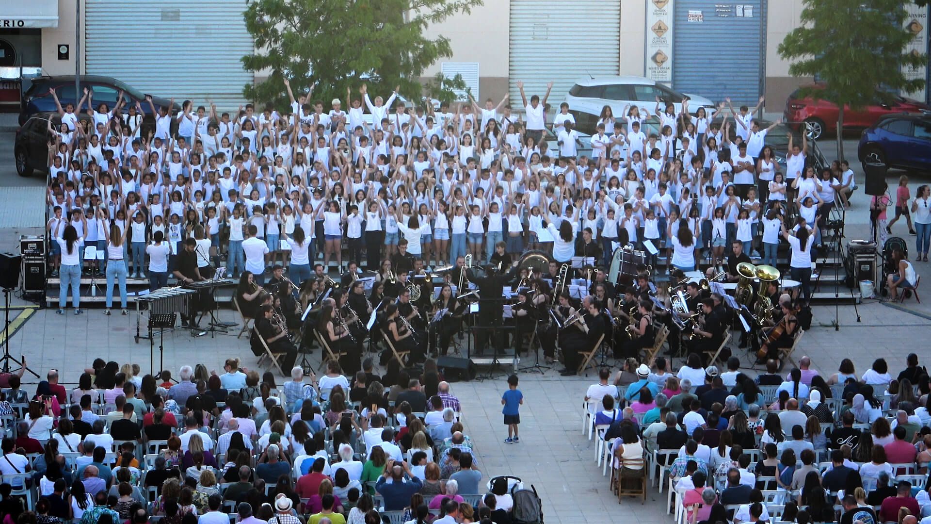 escola canta 25
